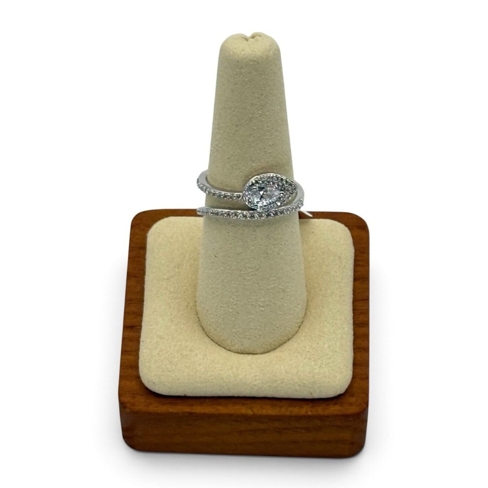 Bomb Party Don't Get It Twisted Diamond CZ Rhodium Plating Ring Size 8 RG52395